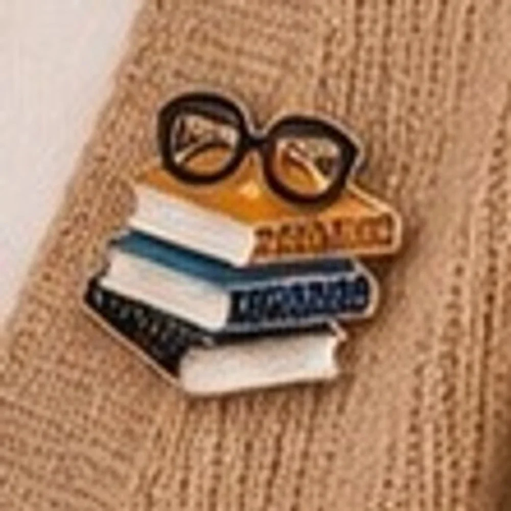 Teachers Book Stack Glasses Enamel Brooch Rhinestone Librarian Pin Gold Tone